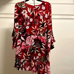 Bar III flower printed dress. Long sleeves.